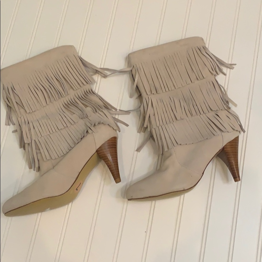 Chinese Laundry Trendy Fringe Heeled Boots 7 - Picture 7 of 8